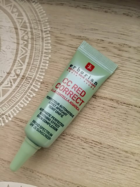 Erborian Krem do twarzy, CC Red Correct