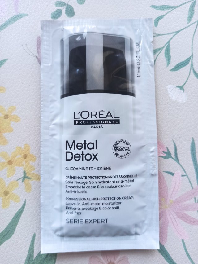 L'Oréal Professionel, Serie Expert, Metal Detox, Krem do włosów, Bez spłukiwania, Ochronny, Zapobiegający puszeniu się i łamliwości włosów