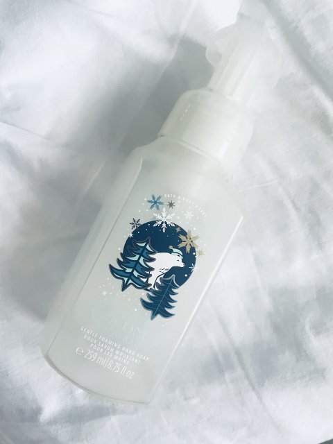 Denkowanie część druga :) Grudzień, kosmetyki w świątecznych opakowaniach lub w świątecznych kolorach: czerwonym, zielonym i złotym 