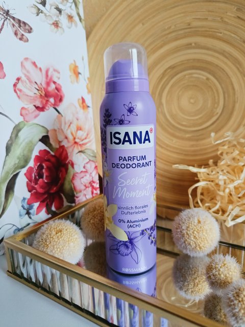 Isana Antyperspirant w sprayu, Secret Moment 