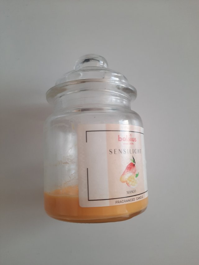 Denkowanie część druga :) Grudzień, kosmetyki w świątecznych opakowaniach lub w świątecznych kolorach: czerwonym, zielonym i złotym 