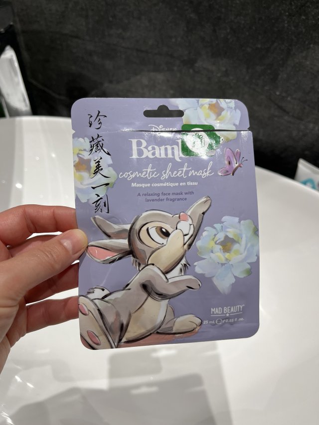 Denkowanie część druga :) Grudzień, kosmetyki w świątecznych opakowaniach lub w świątecznych kolorach: czerwonym, zielonym i złotym 