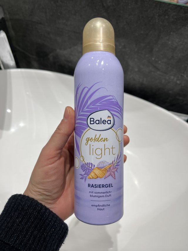 Denkowanie część druga :) Grudzień, kosmetyki w świątecznych opakowaniach lub w świątecznych kolorach: czerwonym, zielonym i złotym 