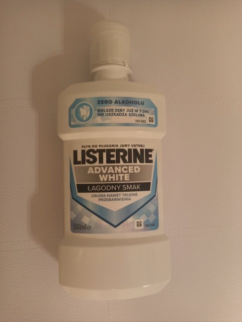 Denkowanie część druga :) Grudzień, kosmetyki w świątecznych opakowaniach lub w świątecznych kolorach: czerwonym, zielonym i złotym 