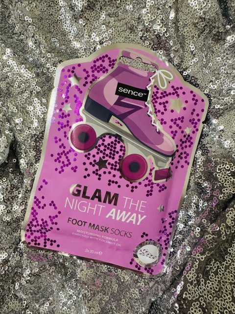 Sence Essentials Maska do stóp, Glam The Night Away, Z olejem kokosowym