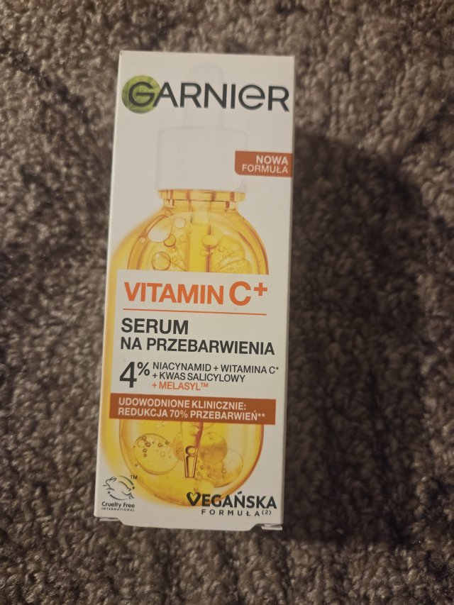 Garnier Skin Naturals, Vitamin C, Serum do twarzy, Na przebarwienia, Witamina C, niacynamid, kwas salicylowy