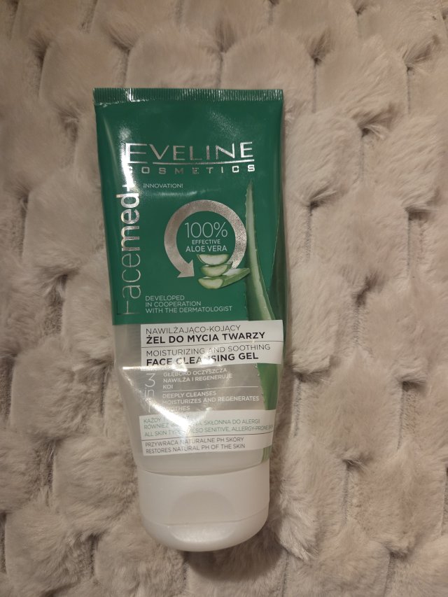 Eveline Facemed +, Żel do mycia twarzy, Nawilżająco-kojący, Aloe Vera, Każdy rodzaj cery