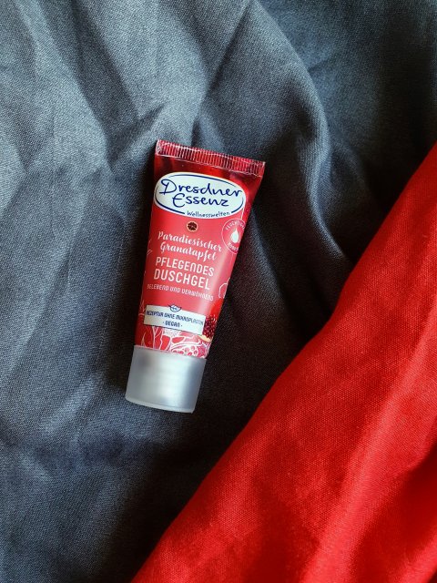 Dresdner Essenz Paradiesischer Granatapfel żel pod prysznic