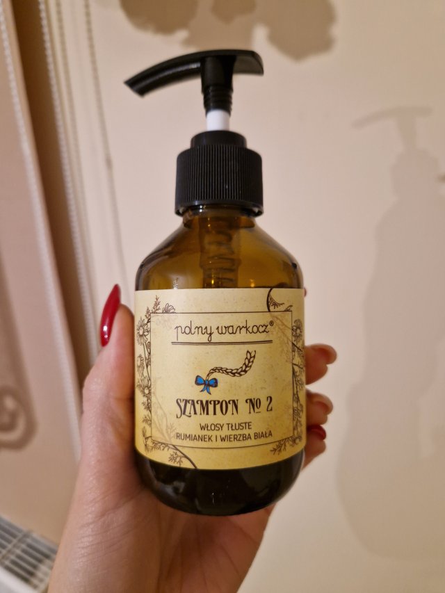 Denkowanie część druga :) Luty: Walentynkowy klimat, wszystkie odcienie czerwieni i różowego, a także z serduszkami, buziakami oraz motyw kwiatowy