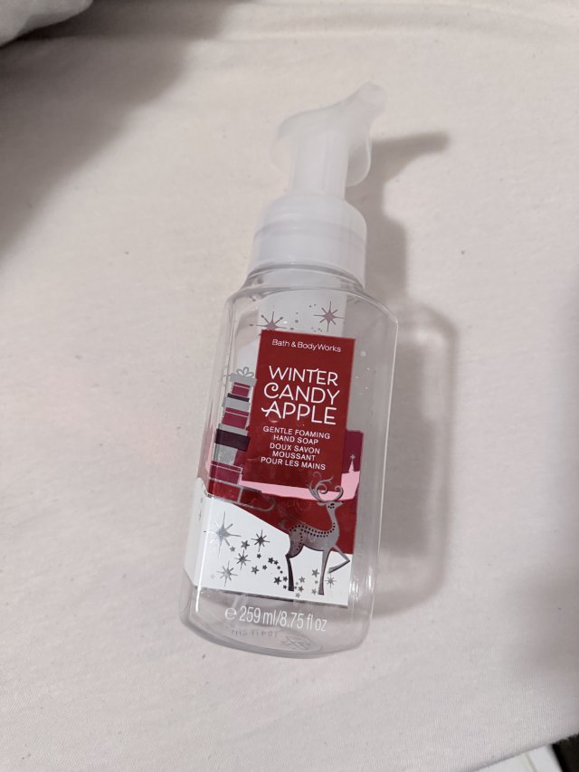 Denkowanie część druga :) Luty: Walentynkowy klimat, wszystkie odcienie czerwieni i różowego, a także z serduszkami, buziakami oraz motyw kwiatowy