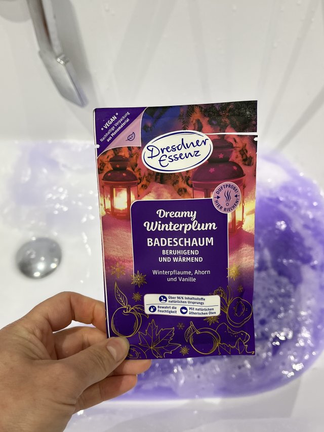 Dresdner Essenz Pianka do kąpieli, Dreamy Winterplum