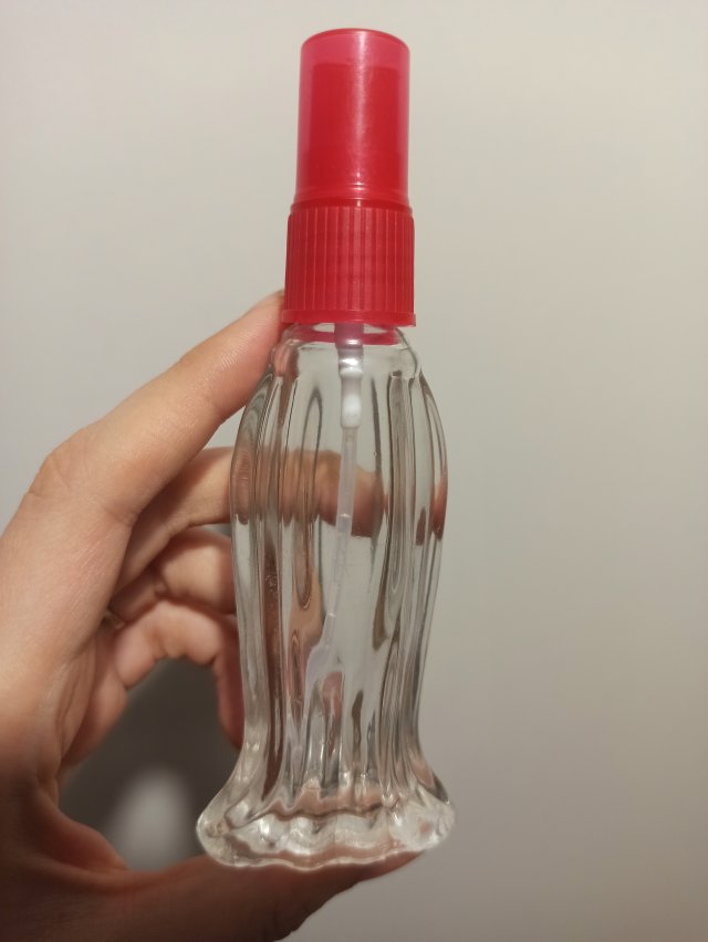 Denkowanie część druga :) Luty: Walentynkowy klimat, wszystkie odcienie czerwieni i różowego, a także z serduszkami, buziakami oraz motyw kwiatowy