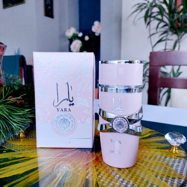 Głowa    heliotrop, mandarynka, orchidea Serce    kwiaty, owoce tropikalne