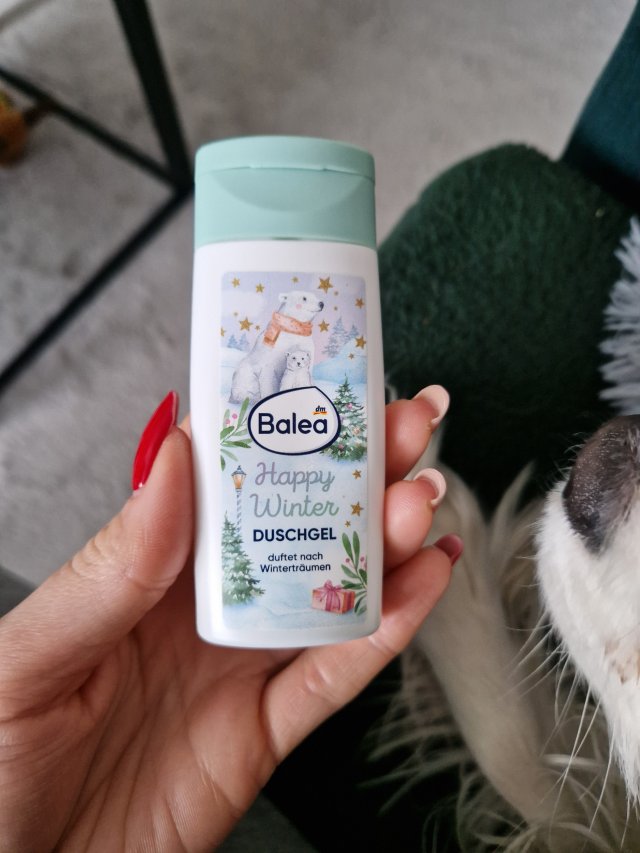 Denkowanie część druga :) Luty: Walentynkowy klimat, wszystkie odcienie czerwieni i różowego, a także z serduszkami, buziakami oraz motyw kwiatowy