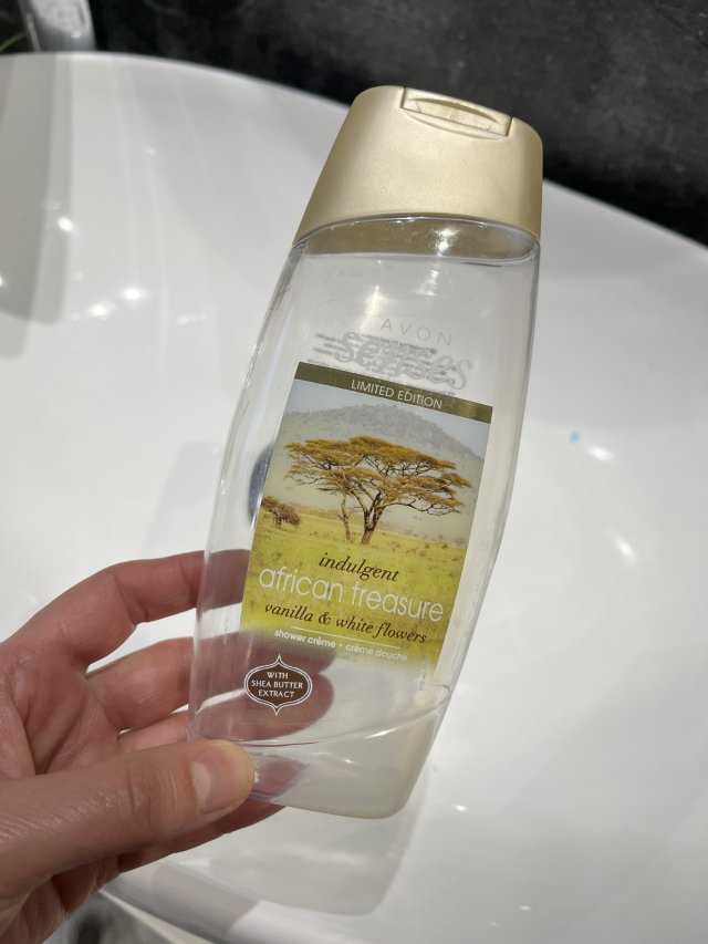 Denkowanie część druga :) Luty: Walentynkowy klimat, wszystkie odcienie czerwieni i różowego, a także z serduszkami, buziakami oraz motyw kwiatowy