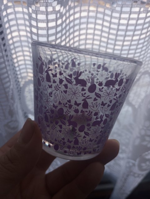 Denkowanie część druga :) Luty: Walentynkowy klimat, wszystkie odcienie czerwieni i różowego, a także z serduszkami, buziakami oraz motyw kwiatowy