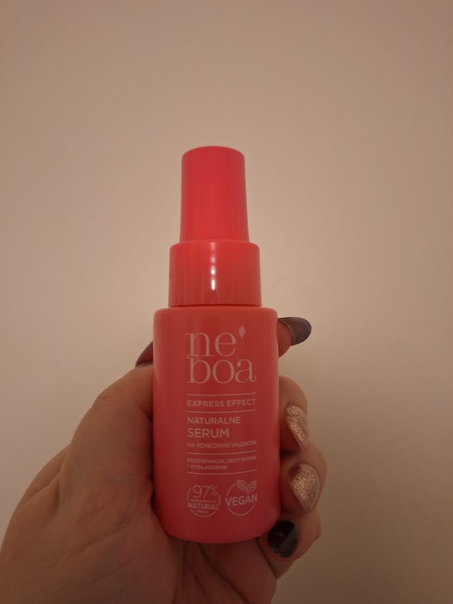 Denkowanie część druga :) Luty: Walentynkowy klimat, wszystkie odcienie czerwieni i różowego, a także z serduszkami, buziakami oraz motyw kwiatowy