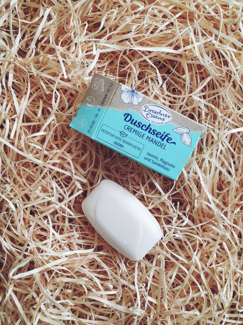 Dresdner Essenz Cremige Mandel mydło w kostce 