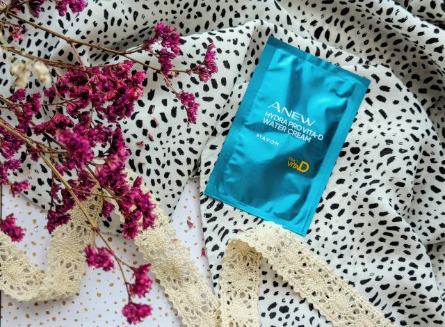 Avon Anew, Hydra Pro Vita-D, Krem do twarzy, Nawilżający, Aktywujący wit. D