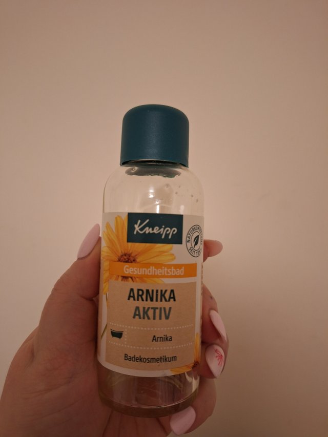 Denkowanie część druga :) Luty: Walentynkowy klimat, wszystkie odcienie czerwieni i różowego, a także z serduszkami, buziakami oraz motyw kwiatowy