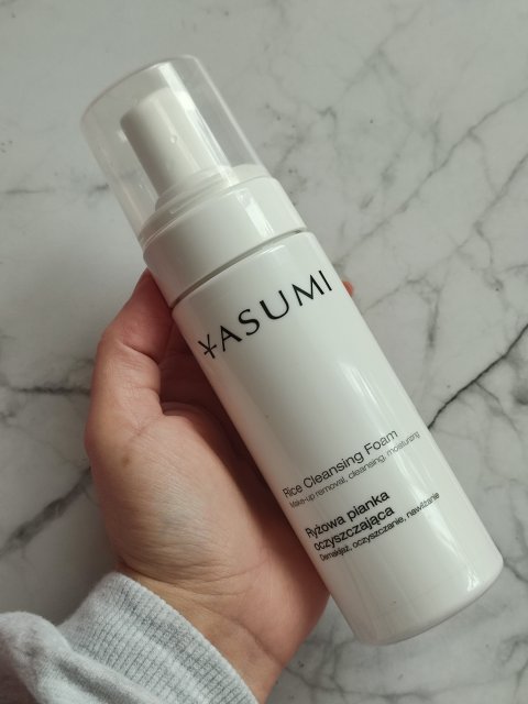 Denkowanie część druga :) Luty: Walentynkowy klimat, wszystkie odcienie czerwieni i różowego, a także z serduszkami, buziakami oraz motyw kwiatowy