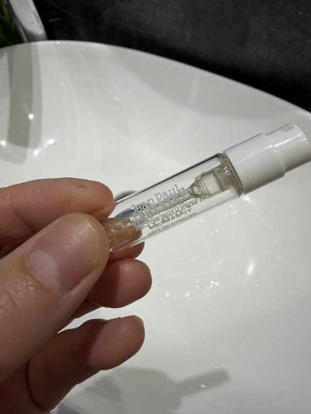 Denkowanie część druga :) Luty: Walentynkowy klimat, wszystkie odcienie czerwieni i różowego, a także z serduszkami, buziakami oraz motyw kwiatowy