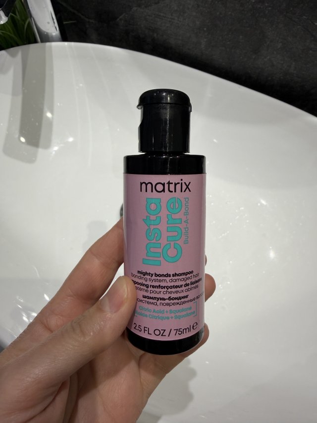 Denkowanie część druga :) Luty: Walentynkowy klimat, wszystkie odcienie czerwieni i różowego, a także z serduszkami, buziakami oraz motyw kwiatowy