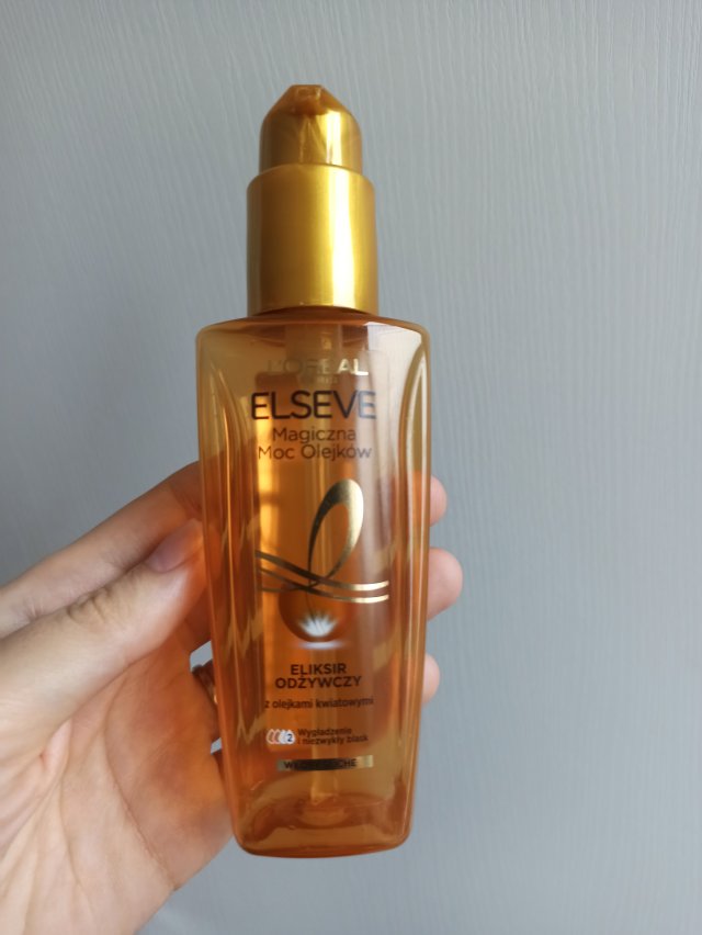 Denkowanie część druga :) Luty: Walentynkowy klimat, wszystkie odcienie czerwieni i różowego, a także z serduszkami, buziakami oraz motyw kwiatowy