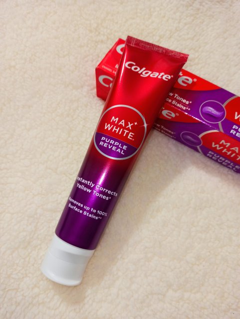 Colgate Pasta do zębów, Max White, Purple Reveal