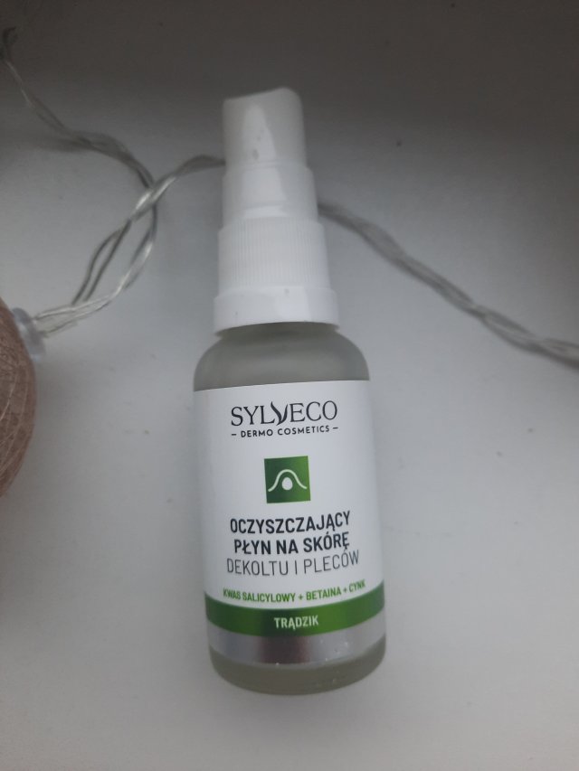 Denkowanie część druga :) Luty: Walentynkowy klimat, wszystkie odcienie czerwieni i różowego, a także z serduszkami, buziakami oraz motyw kwiatowy