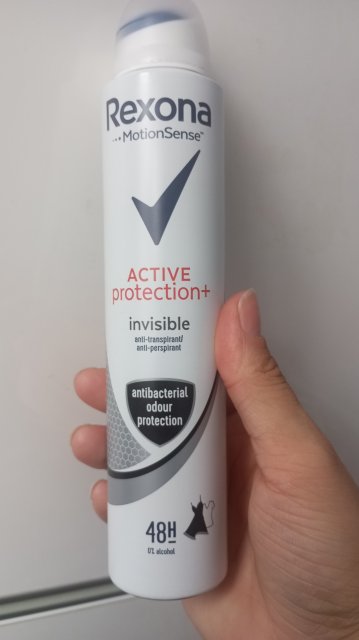 Denkowanie część druga :) Luty: Walentynkowy klimat, wszystkie odcienie czerwieni i różowego, a także z serduszkami, buziakami oraz motyw kwiatowy