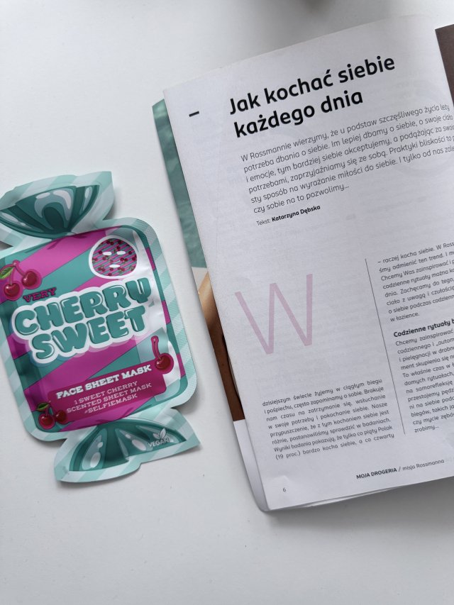 Maxbrands Marketing B.V. Face Sheet Mask, Maseczka do twarzy w płacie, Very Cherry Sweet, Zapach wiśni 