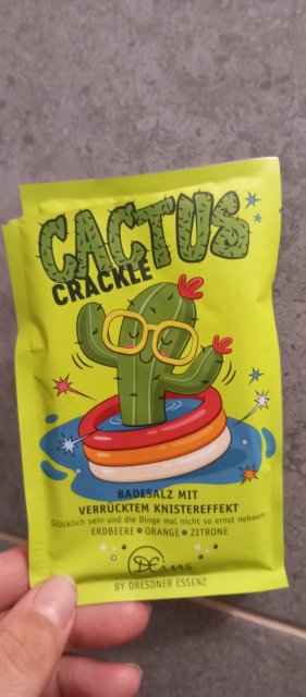 Denkowanie część druga :) Luty: Walentynkowy klimat, wszystkie odcienie czerwieni i różowego, a także z serduszkami, buziakami oraz motyw kwiatowy