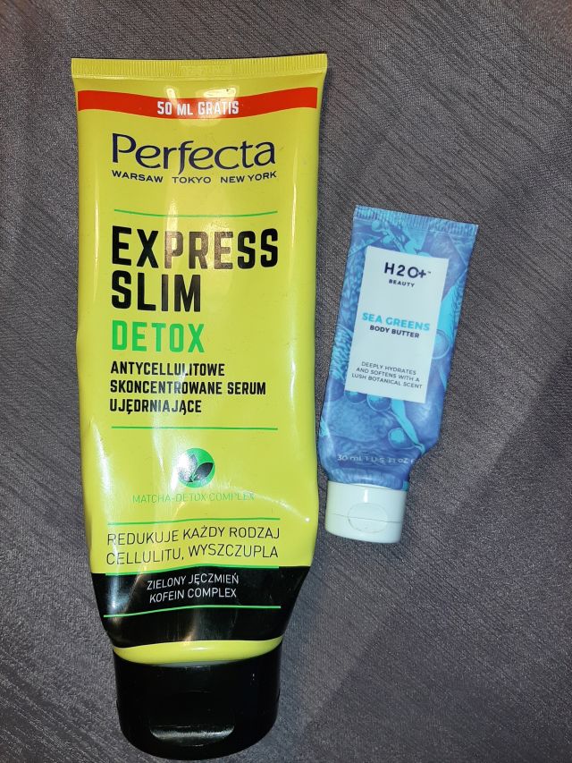 akcja denkowanie! grudzień - kosmetyki w świątecznych opakowaniach i świątecznych kolorach 🎄❄️⛄🎀🎁🎅