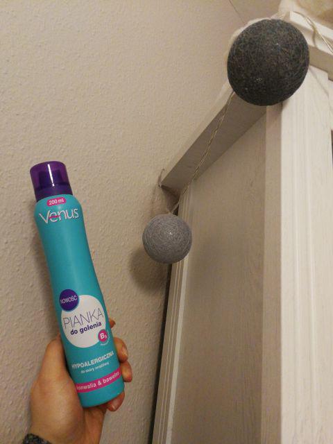 Venus Pianka do golenia, Konwalia i bawełna