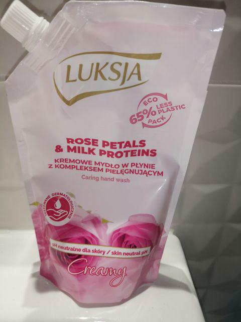 Luksja Mydło w płynie, Kremowe, Róża + proteiny mleka