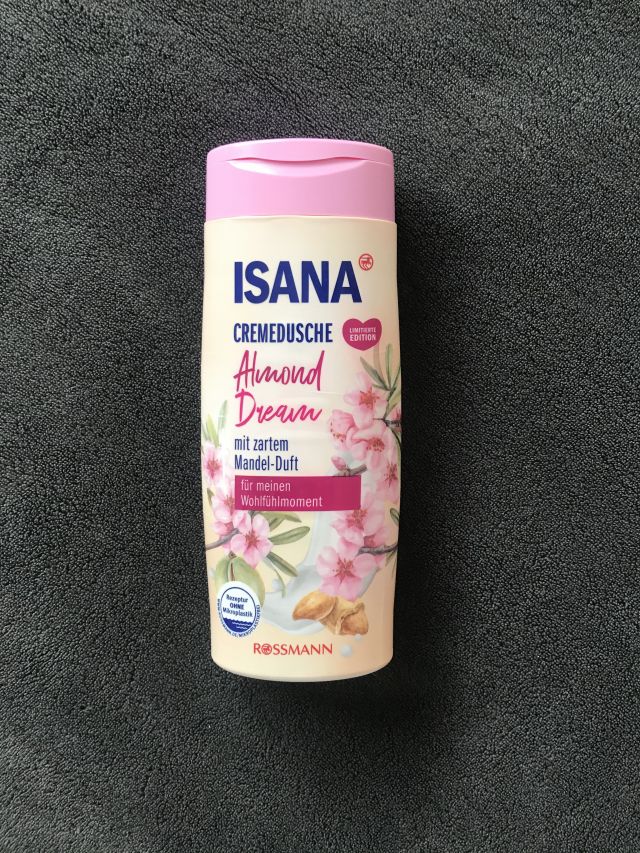 akcja denkowanie! grudzień - kosmetyki w świątecznych opakowaniach i świątecznych kolorach 🎄❄️⛄🎀🎁🎅