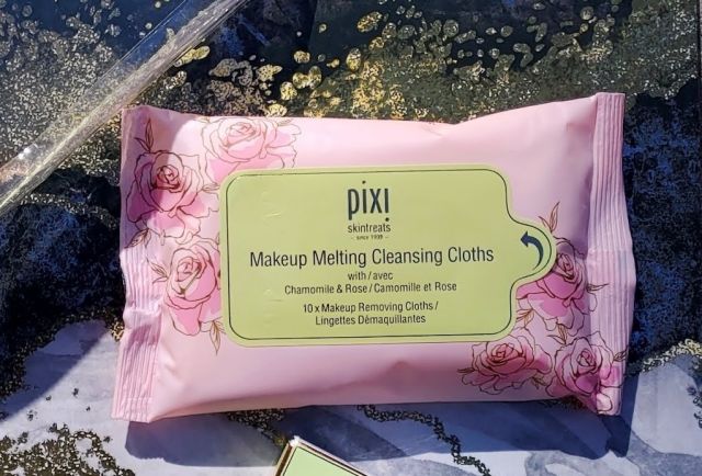 Pixi Chusteczki do demakijażu, Makeup Melting Cleansing Cloths, Chamomile & Rose
