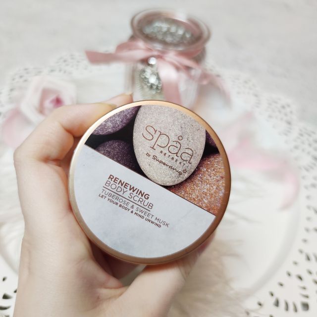Superdrug Spaa Retreat, Peeling do ciała, Renewing Body Scrub, Tuberose & Sweet Musk