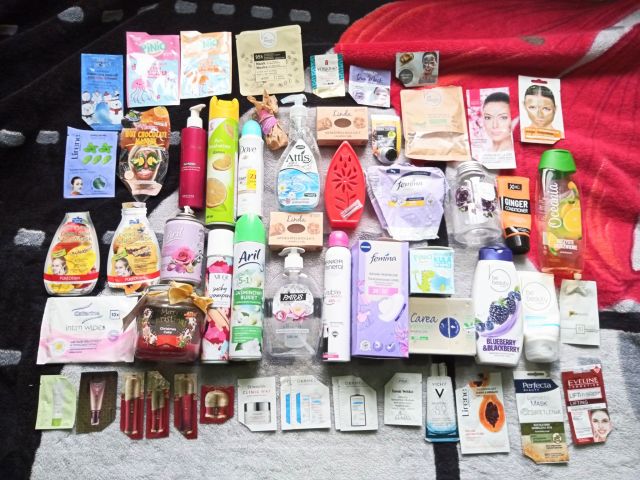 akcja denkowanie! grudzień - kosmetyki w świątecznych opakowaniach i świątecznych kolorach 🎄❄️⛄🎀🎁🎅