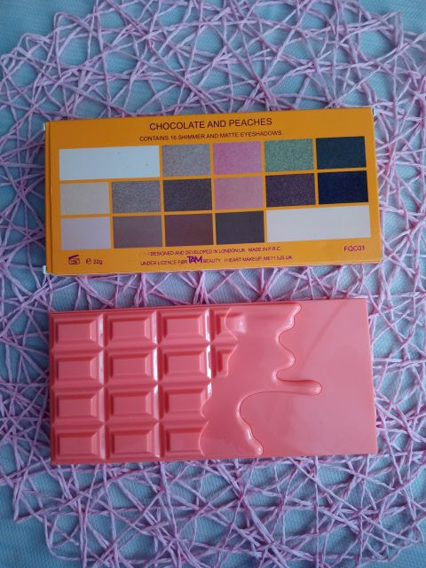 Paleta cieni do powiek Chocolate and Peaches 