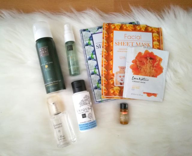 akcja denkowanie! grudzień - kosmetyki w świątecznych opakowaniach i świątecznych kolorach 🎄❄️⛄🎀🎁🎅