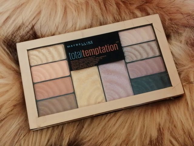 Maybelline Total Temptation, Paleta cieni do powiek data-recommend=