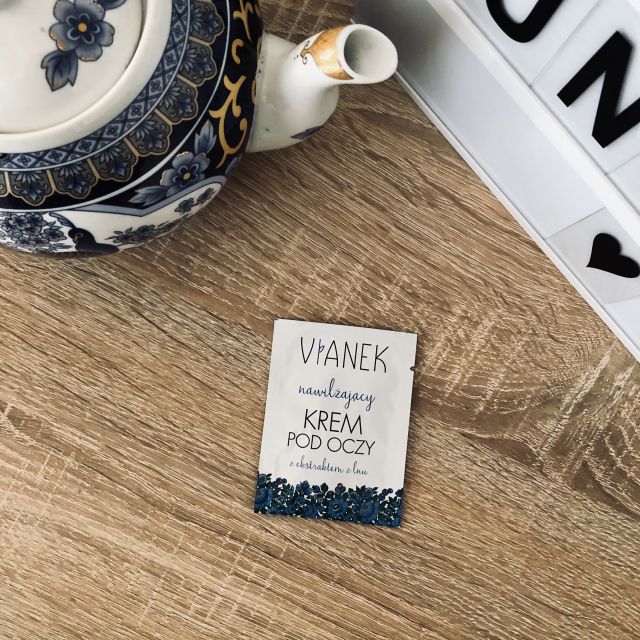 Vianek Nawilżający krem pod oczy z ekstraktem z lnu data-recommend=