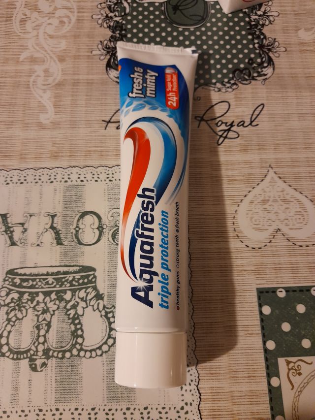Aquafresh Pasta do zębów, Triple Protection, Fresh & Minty data-recommend=