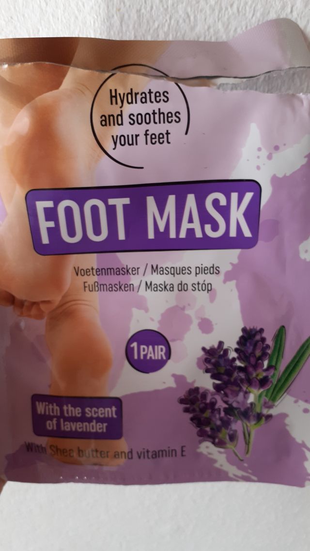 akcja denkowanie! grudzień - kosmetyki w świątecznych opakowaniach i świątecznych kolorach 🎄❄️⛄🎀🎁🎅