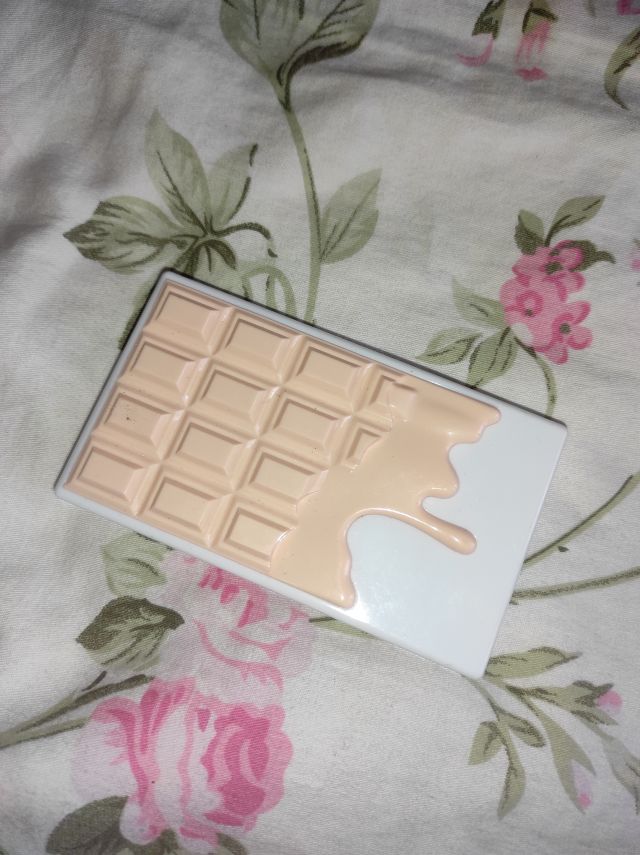 Makeup Revolution Paleta cieni, Chocolate Nudes Mini