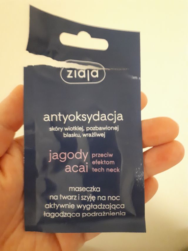 akcja denkowanie! grudzień - kosmetyki w świątecznych opakowaniach i świątecznych kolorach 🎄❄️⛄🎀🎁🎅