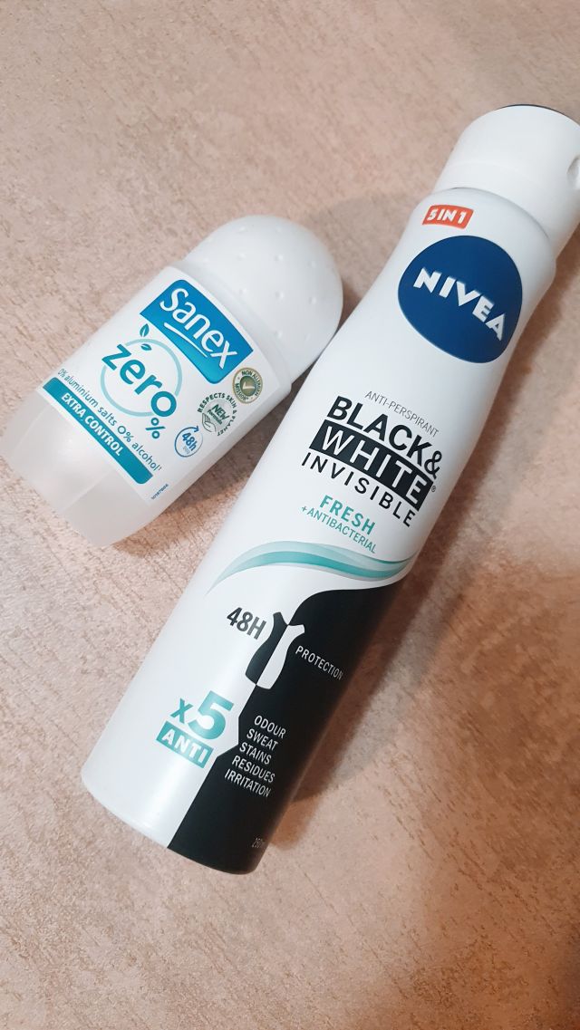 Dwa rodzaje antyperspirantów 