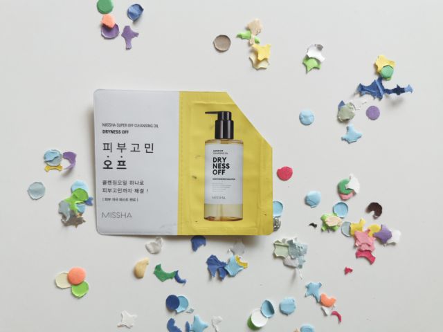 MISSHA Dryness Off, Super Off Cleansing Oil, Olejek do twarzy, Oczyszczający, Cera sucha